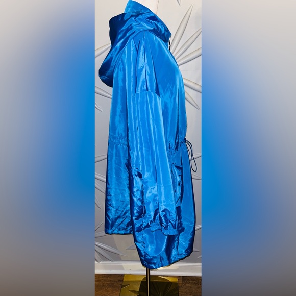 NWOT SHEIN SZ 3X royal blue windbreaker w/zip front, 2 front pockets/bust - Picture 3 of 8
